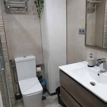 Cozy Near The - Perfect For Families And Friends 丰希罗拉
